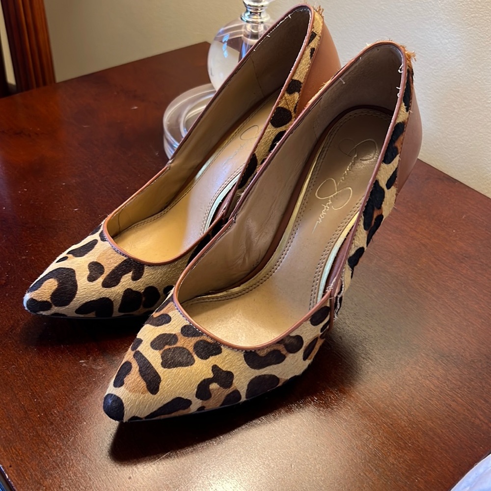 Jessica Simpson Leapard print heels